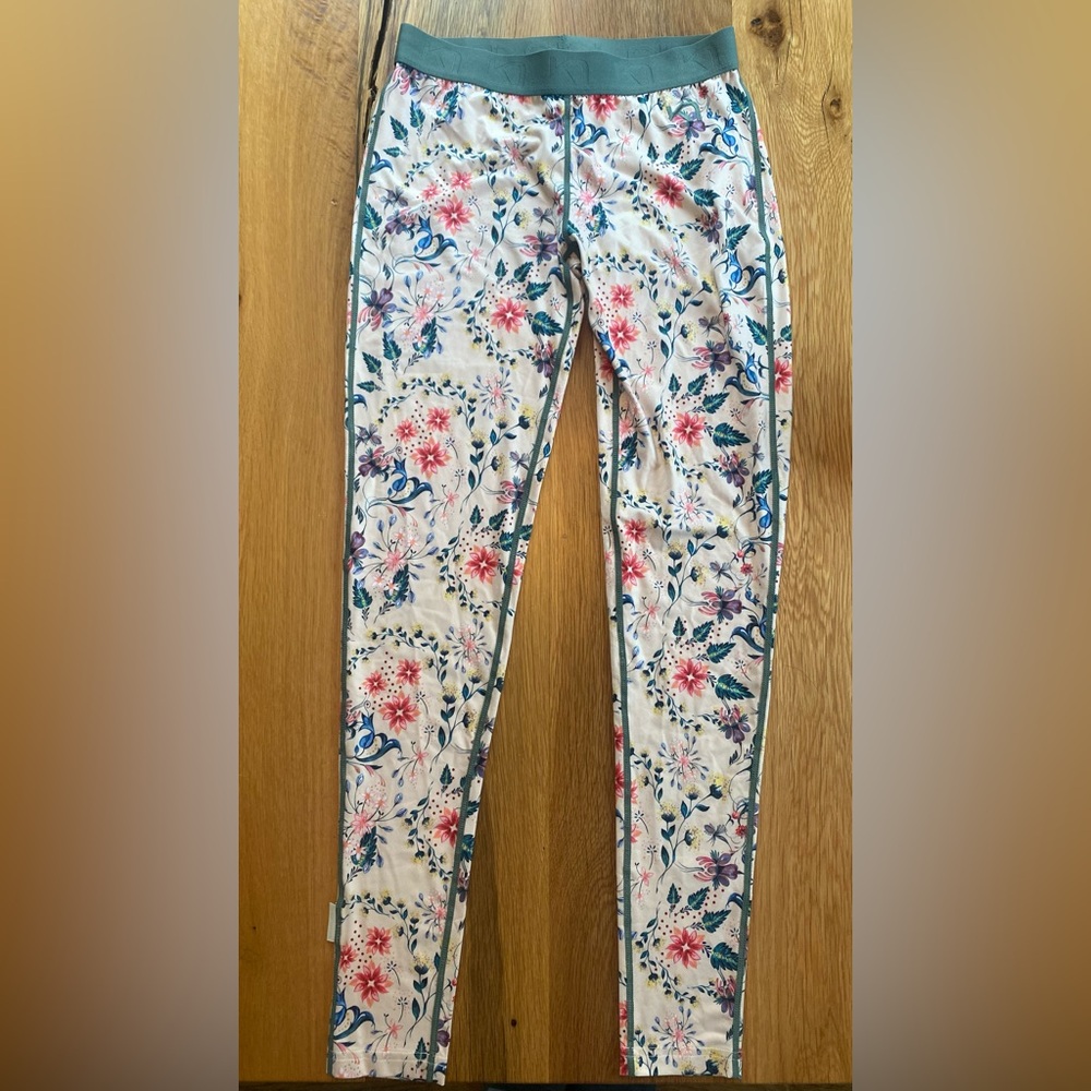 Kari Traa Women’s Base layer.